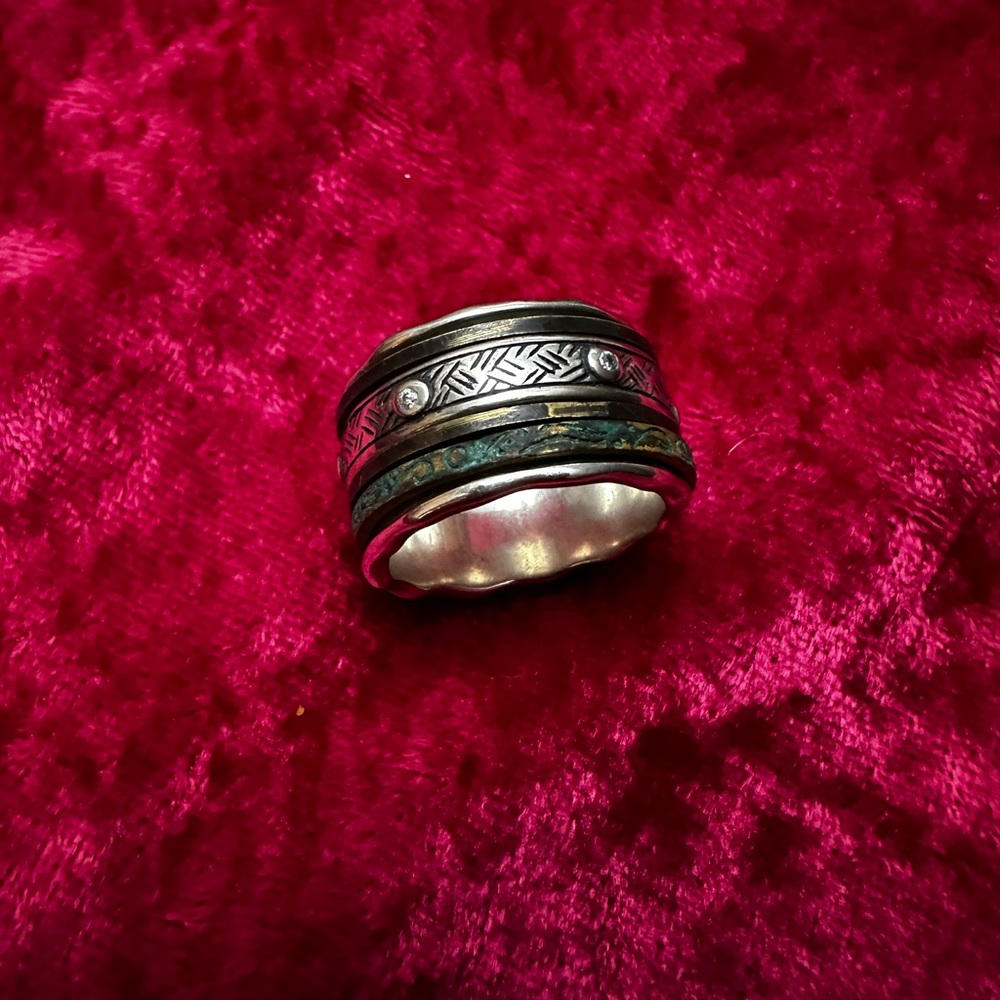 Silpada Isabella Spinner Ring